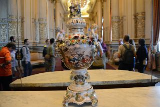 34 Colourfully Painted Urn Golden Room Salon Dorado Teatro Colon Buenos Aires